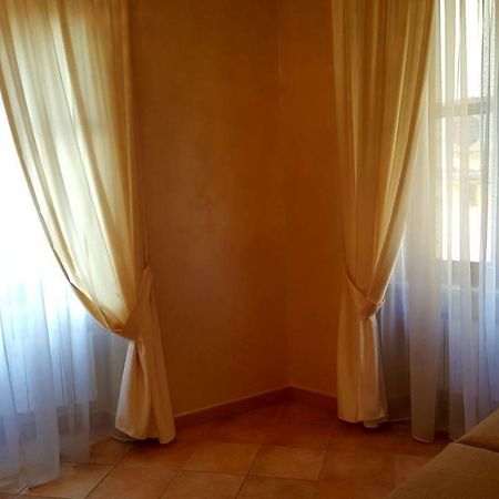 Ivana Sweet House เดเซนซาโนเดลการ์ดา ภายนอก รูปภาพ
