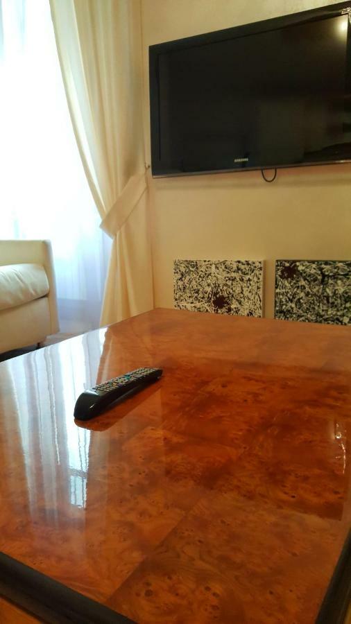 Ivana Sweet House เดเซนซาโนเดลการ์ดา ภายนอก รูปภาพ
